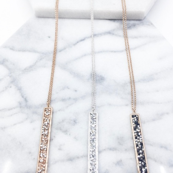 Silvertone crushed stone silver bar necklace - Picture 3 of 7